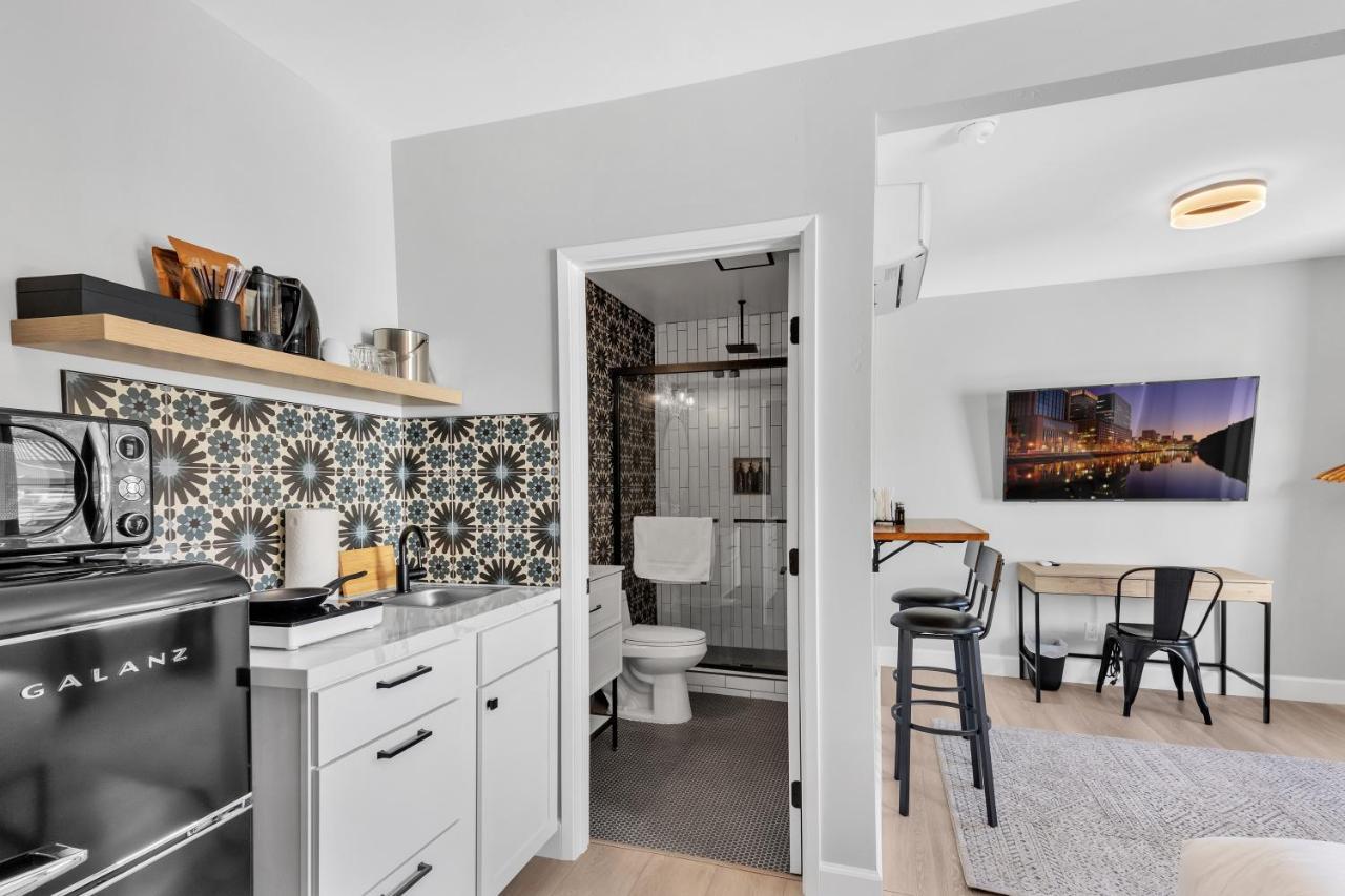 Single Bedroom - Queen Size. Heart Of Downtown 비스타 외부 사진