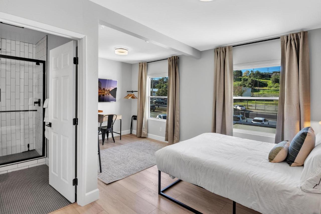 Single Bedroom - Queen Size. Heart Of Downtown 비스타 외부 사진